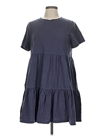 Old Navy Casual Dress (view 1)