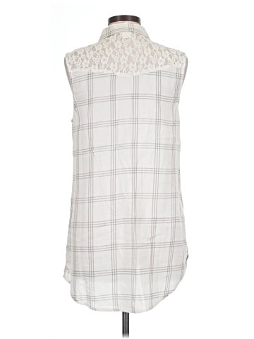 Wild Pearl Sleeveless Button-Down Shirt (view 2)
