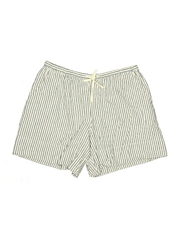 Gap Shorts (view 1)