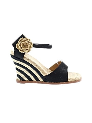 Unbranded Wedges (view 1)