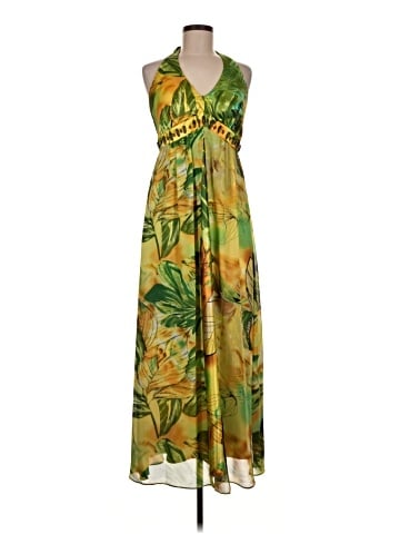 Signature by Robbie Bee Casual Dress (view 1)