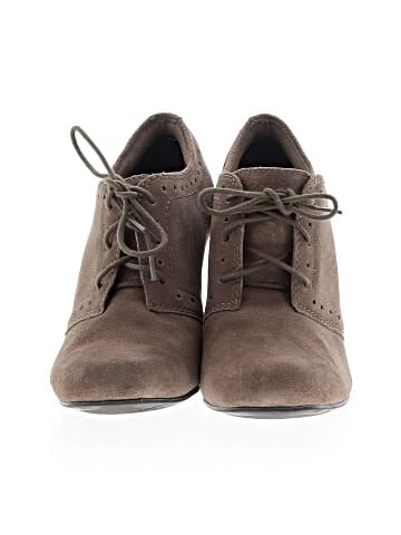 Clarks Heels (view 2)