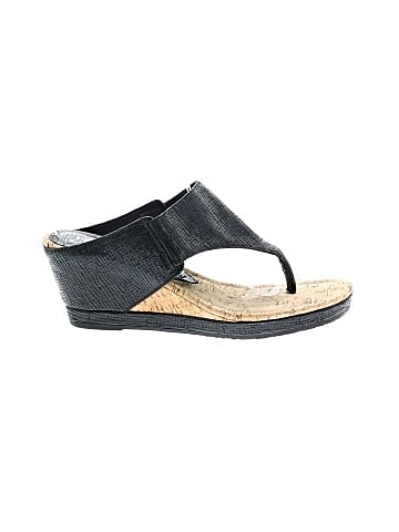 Donald J Pliner Wedges (view 1)