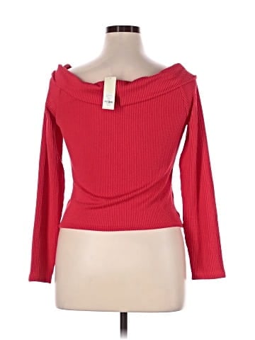 Francesca's Pullover Sweater (view 2)