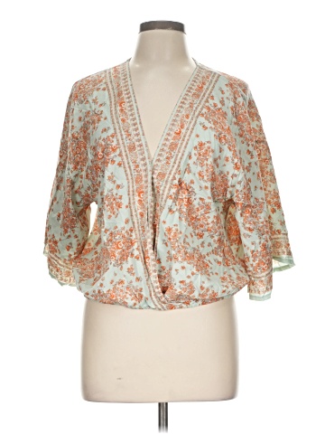 Mystree 3/4 Sleeve Blouse (view 1)
