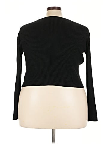 No Boundaries Long Sleeve Top (view 2)