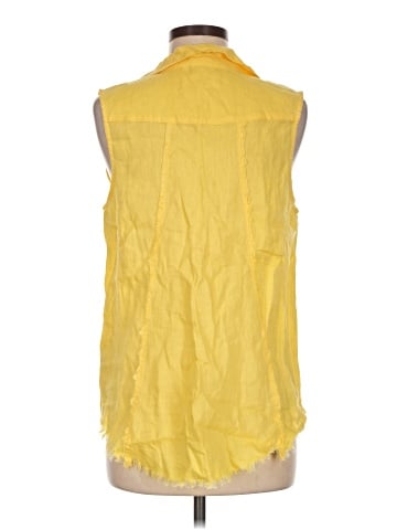 Velvet Heart Sleeveless Button-Down Shirt (view 2)
