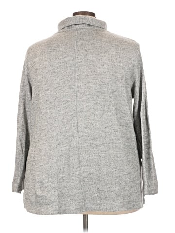 Ava & Viv Long Sleeve Top (view 2)