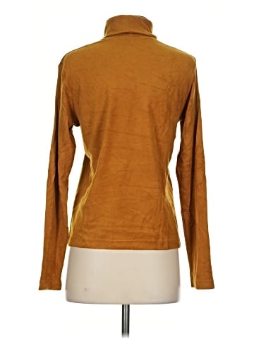 Uniqlo Turtleneck Sweater (view 2)