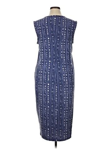 Old Navy Casual Dress (view 2)
