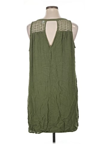 Old Navy Casual Dress (view 2)