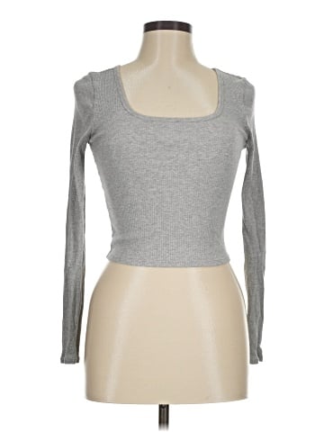 Fabletics Long Sleeve T-Shirt (view 1)