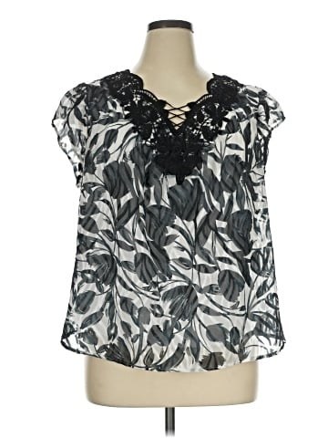 Cable & Gauge Short Sleeve Blouse (view 1)