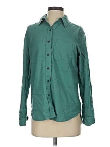 Universal Thread Long Sleeve Button-Down Shirt (view 1)