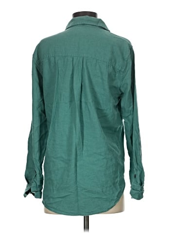 Universal Thread Long Sleeve Button-Down Shirt (view 2)