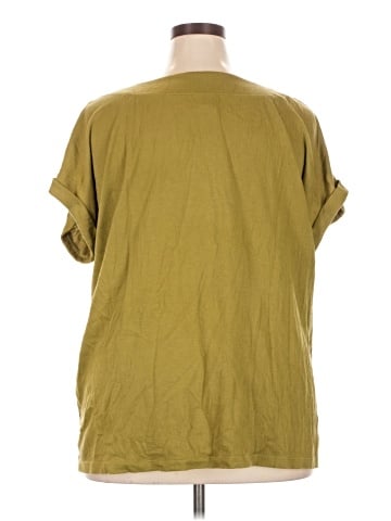 Ava & Viv Short Sleeve Top (view 2)
