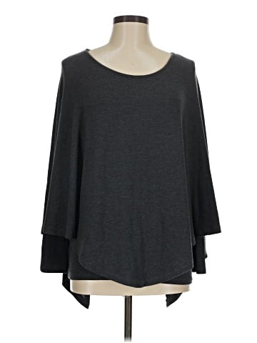 Patrizia Luca Poncho (view 1)