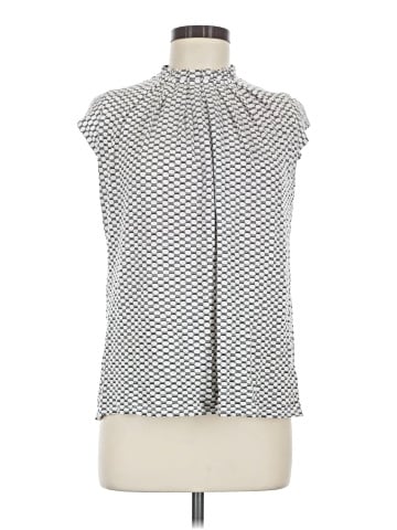 Elle Sleeveless Blouse (view 1)