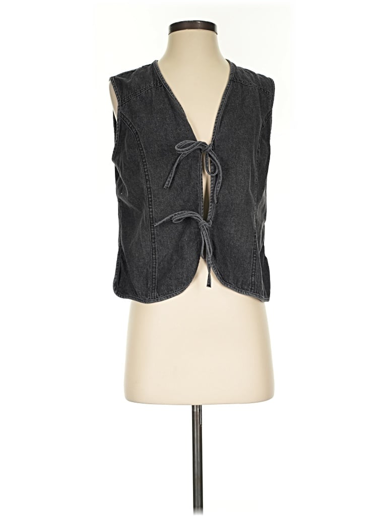 No Boundaries Vest In Gray