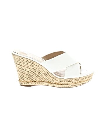 424 Fifth Lord & Taylor Wedges (view 1)