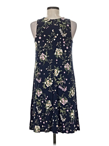 Old Navy Casual Dress (view 2)