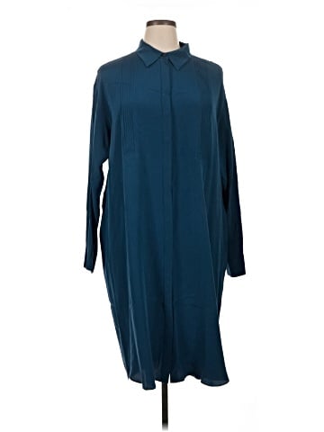 Diane von Furstenberg Casual Dress (view 1)