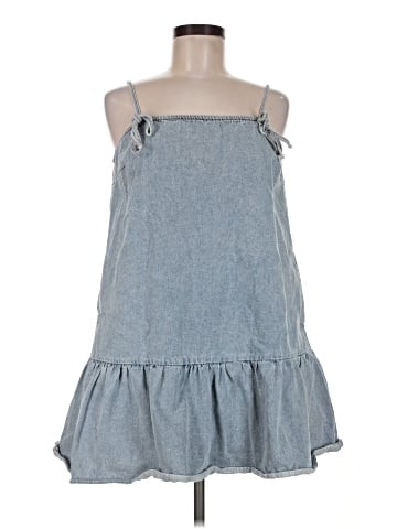 Le Lis Casual Dress (view 1)