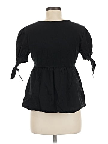 Lily White Short Sleeve Blouse (view 2)