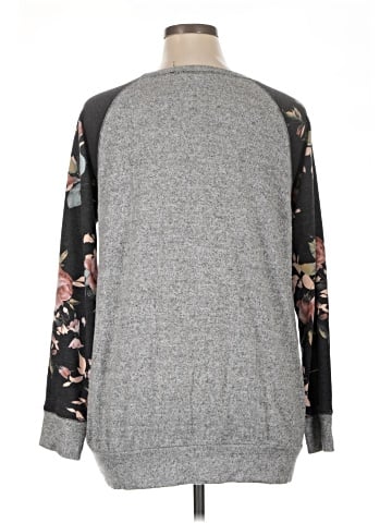 Pink Clover 3/4 Sleeve Top (view 2)