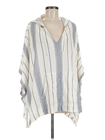 Dylan Poncho (view 1)