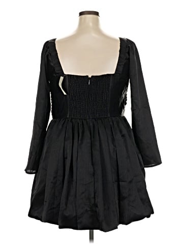 Abercrombie & Fitch Casual Dress (view 2)
