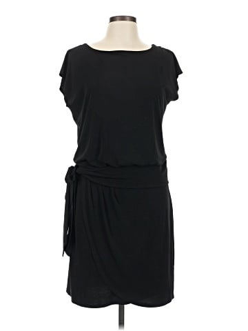 Valerie Bertinelli Casual Dress (view 1)