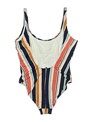 Madewell Madewell Second Wave Tank One-Piece Swimsuit in Towel Stripe (view 2)