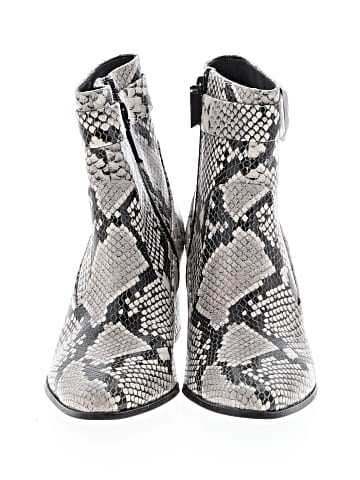 Calvin Klein Ankle Boots (view 2)