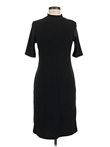 Old Navy Casual Dress (view 1)