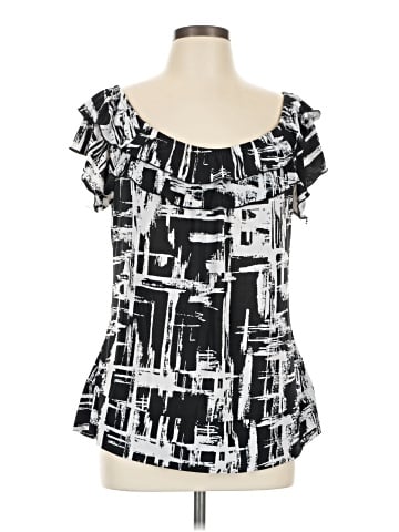 Essentials by Milano Short Sleeve T-Shirt (view 1)