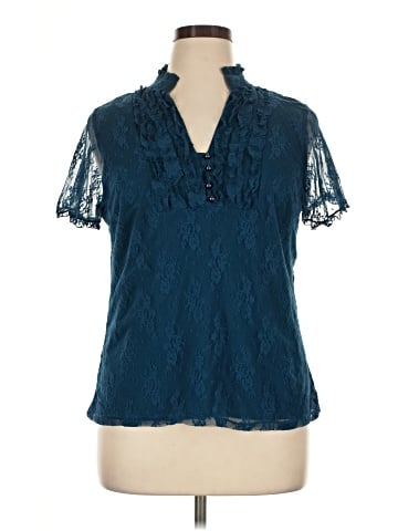 Lane Bryant Outlet Short Sleeve Blouse (view 1)
