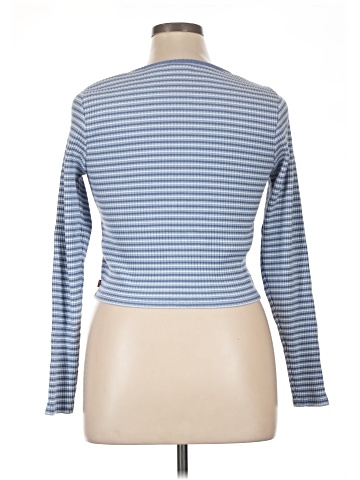 Levi's Long Sleeve T-Shirt (view 2)