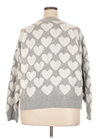 Old Navy Pullover Sweater (view 2)