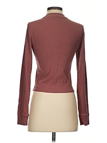 Vuori Long Sleeve Turtleneck (view 2)