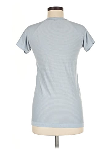 Lululemon Athletica Short Sleeve T-Shirt (view 2)