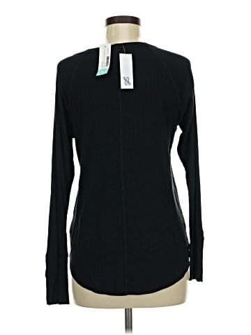 Nine Britton Long Sleeve T-Shirt (view 2)
