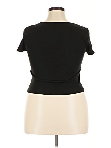 No Boundaries Short Sleeve T-Shirt (view 2)