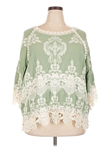 North Style 3/4 Sleeve Blouse (view 1)