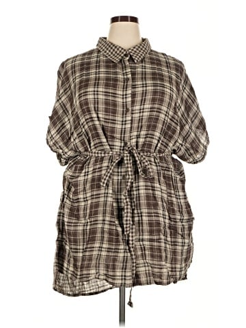 Hayden 3/4 Sleeve Button-Down Shirt (view 1)