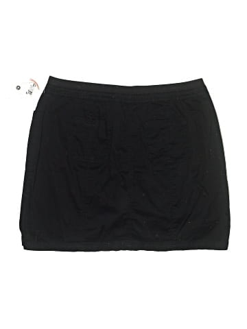 Karen Scott Skort (view 2)