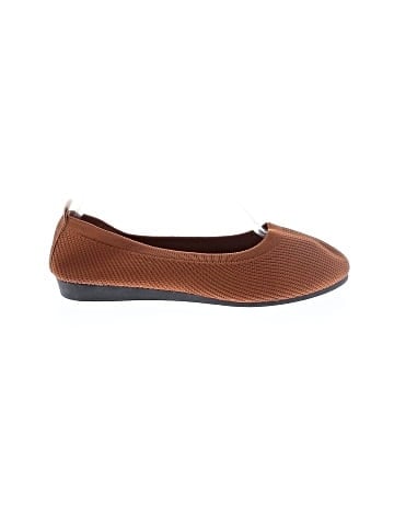 Unbranded Flats (view 1)