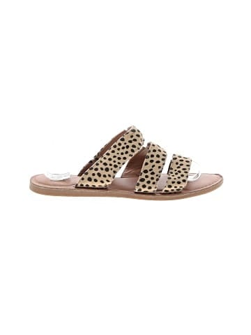 Universal Thread Sandals (view 1)