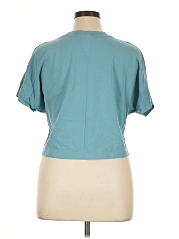 Nike Short Sleeve T-Shirt (view 2)