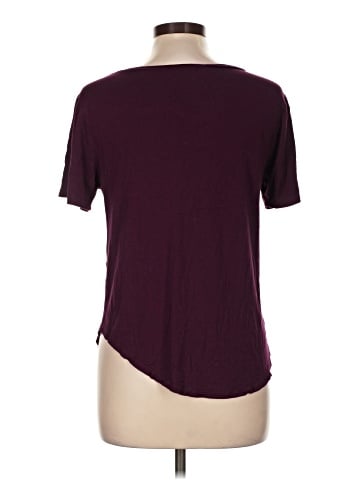 Charlotte Russe Short Sleeve T-Shirt (view 2)